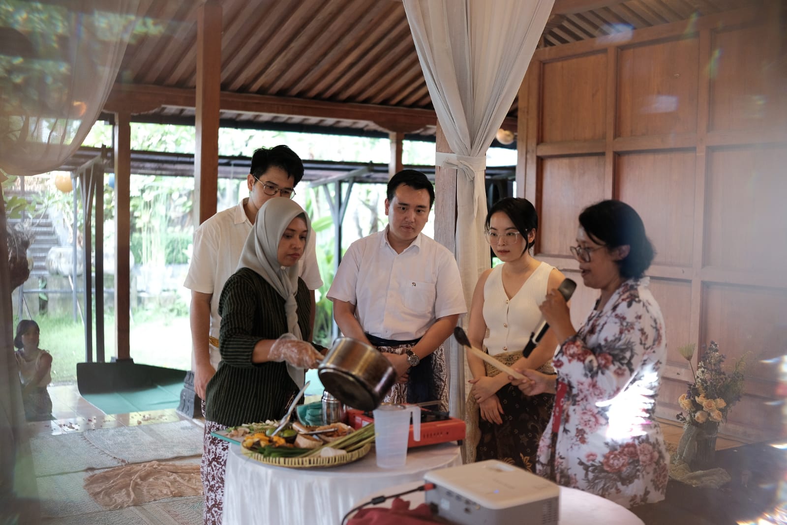 Kolaborasi Yoga Djaya x Remen Jawi: Meracik Rempah, Merawat Tradisi Bersama UNILIVER